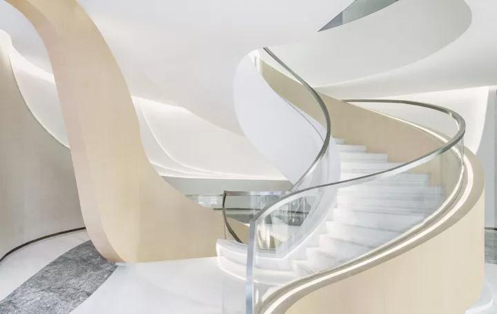 一個(gè)讓你仿若穿越時(shí)空的科技展廳，展示未來(lái)生活形態(tài)插圖(3)